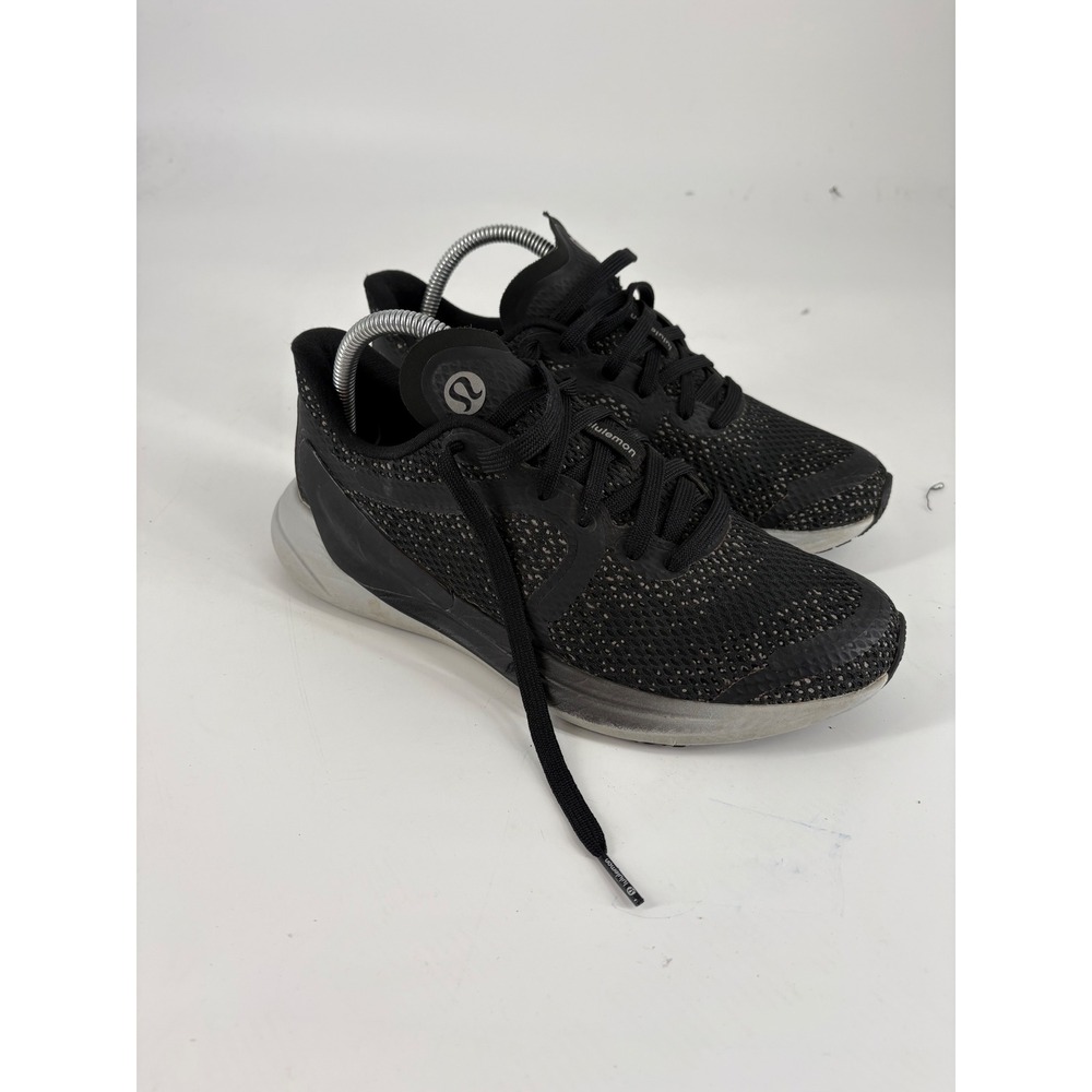 Lululemon Blissfeel Run 2 Winter Shoes Black Silver LW9EU7S Womens 8.5